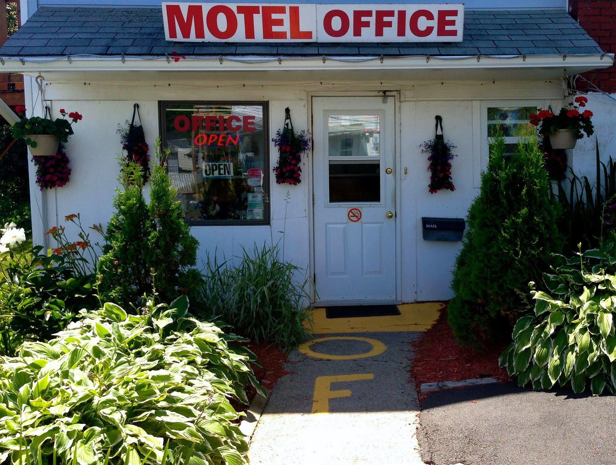Hillside Motel Saint John Ngoại thất bức ảnh